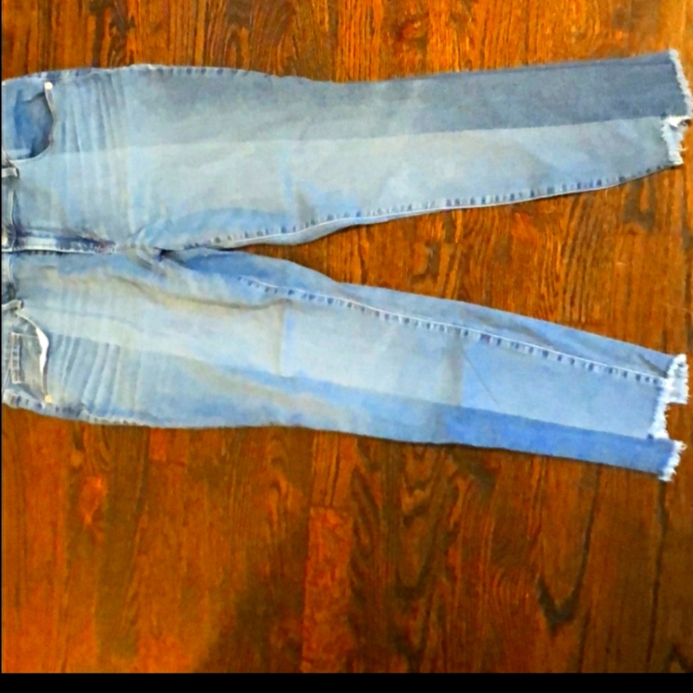 New Old Navy Rockstar Jeans 16